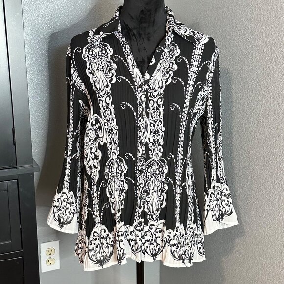 Heirloom Limited Tops - Blouse Womens Large Baroque Black White Pleated Bell Sleeve Button Up Retro Chic